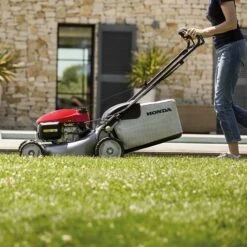Honda Izy HRG 416 PK Lawnmower -Honda Mainimage4 4302e0fb 4ebc 4939 9173 17e0dbd6171d