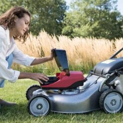 Honda Izy HRG 466 XB Cordless Lawnmower -Honda Mainimage4 c4ac8b87 4f7d 4372 b983 09ab5bda8ba0